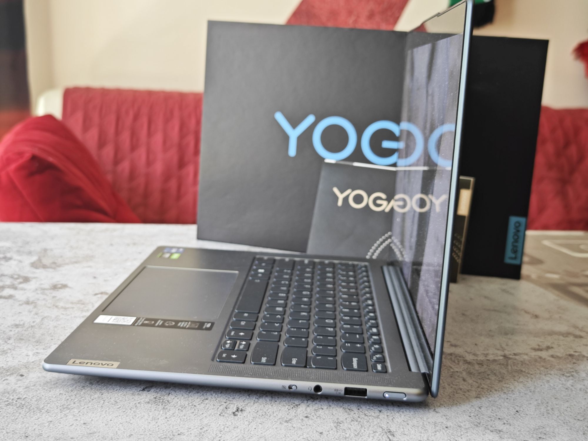 Test Lenovo Yoga Slim 7i Pro X - TECHNOSenior